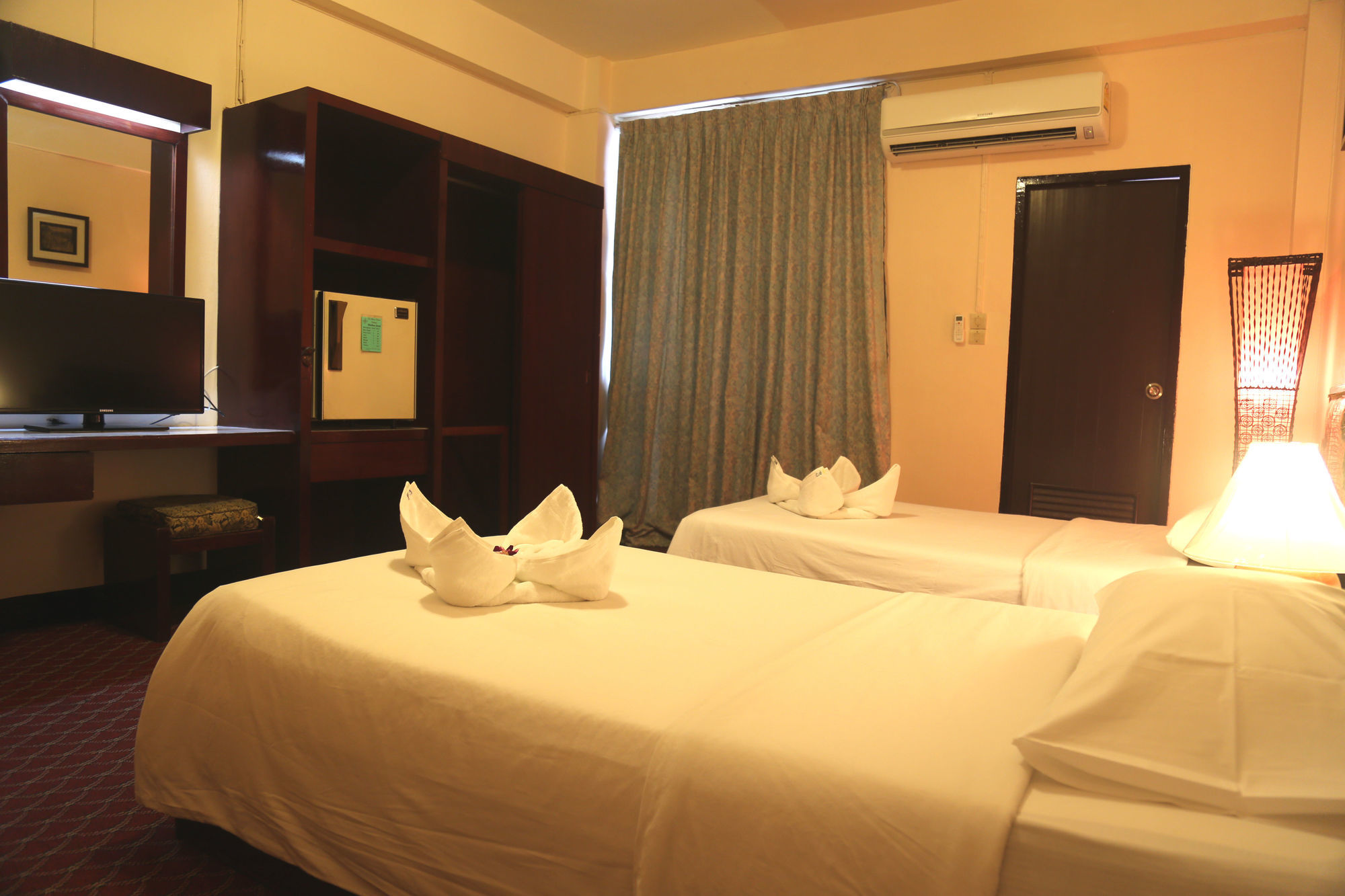 Oracle Exclusive Resort Paphos Eksteriør bilde