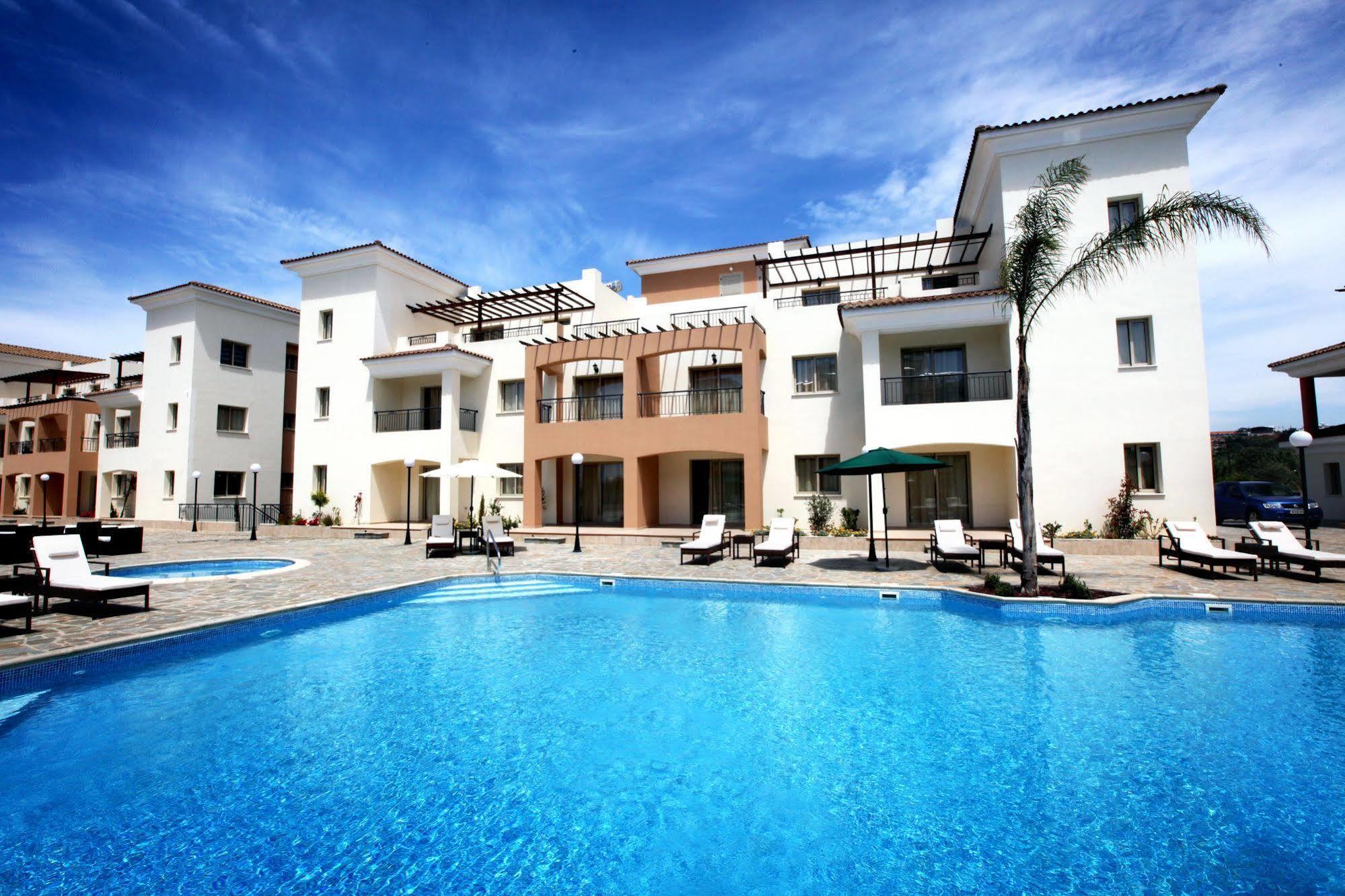 Oracle Exclusive Resort Paphos Eksteriør bilde