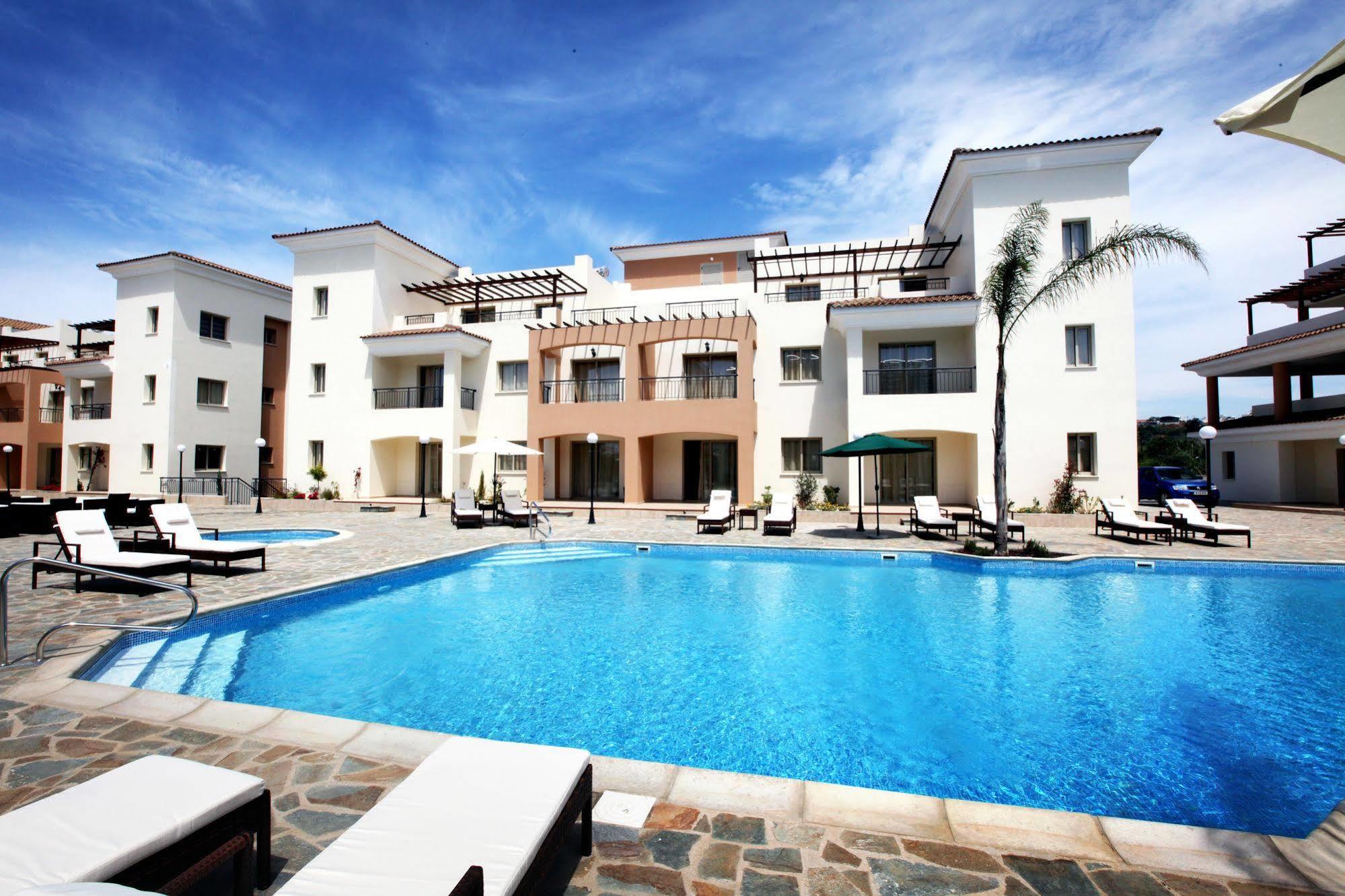 Oracle Exclusive Resort Paphos Eksteriør bilde